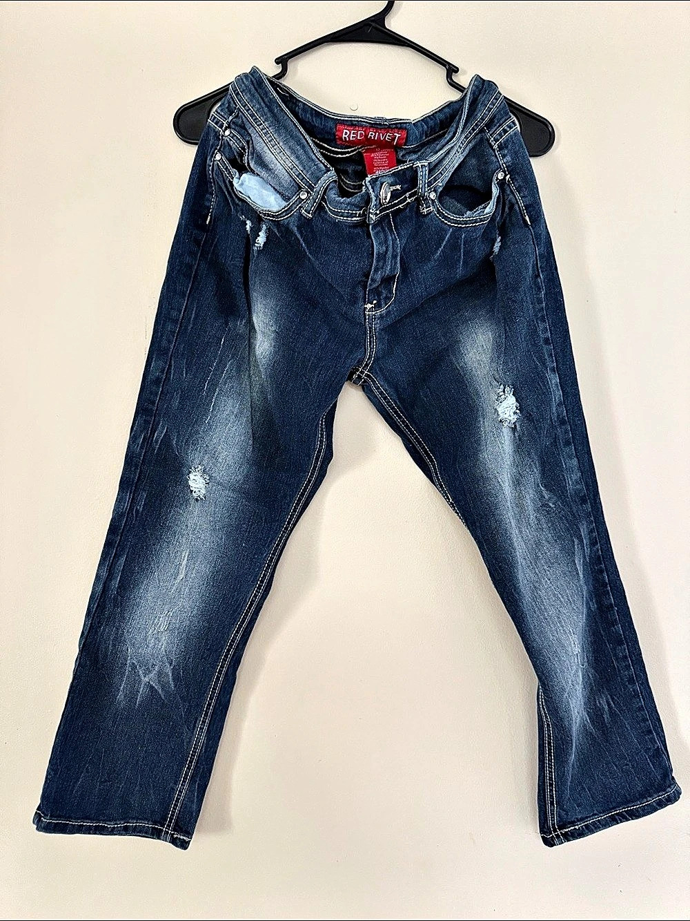 Red Rivet Distressed Slim Jeans in Blue